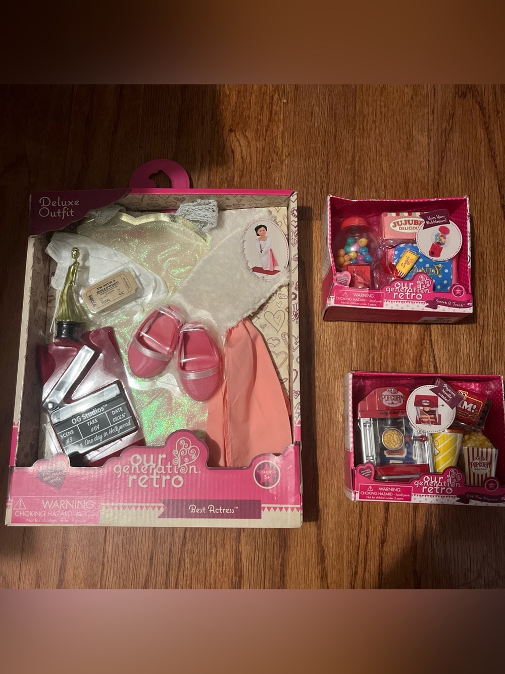 Our Generation Retro Best Actress Fashion Clothes plus 2 retro accessories sets.